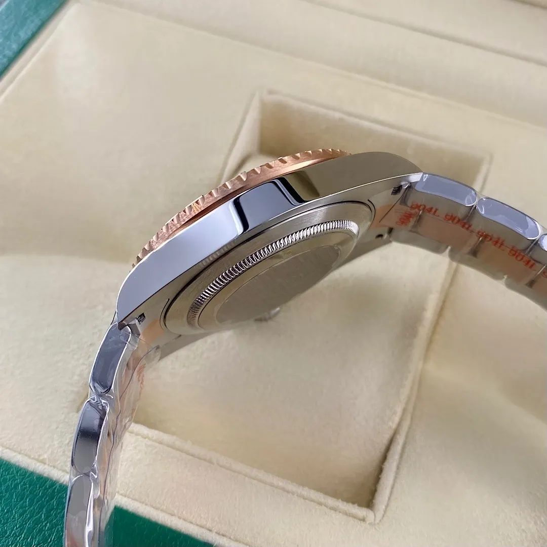 Rolex Yacht-Master 40 Two-Tone Rose Gold (Chocolate Dial) Ref. 126621 - 1:1 Super Clone Detail View 1