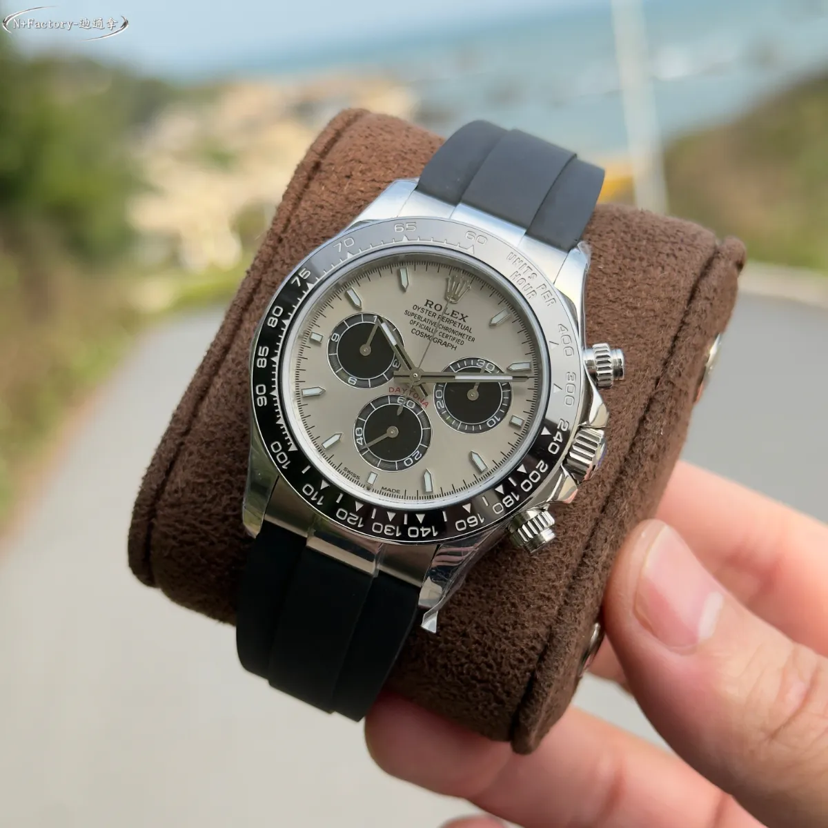 Rolex Daytona 40mm 904L Steel Weighted (Black Dial) Ref. 126500LN - 1:1 Super Clone Detail View 6