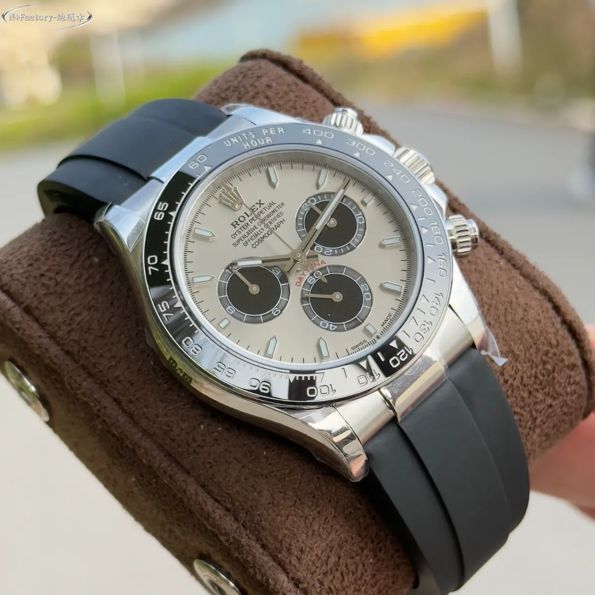 Rolex Daytona 40mm 904L Steel Weighted (Black Dial) Ref. 126500LN - 1:1 Super Clone Detail View 7