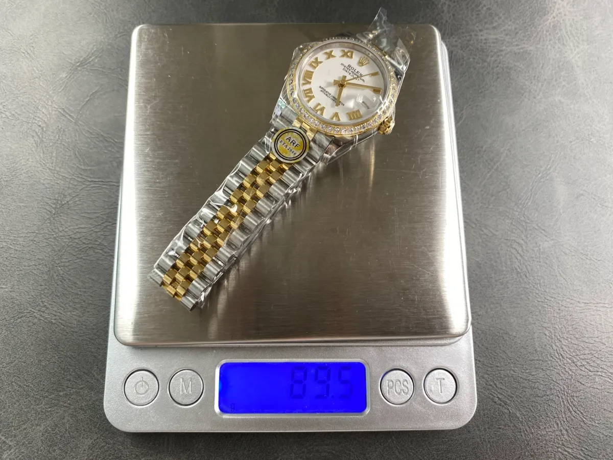 Rolex Datejust 31 Weighted (Silver Sunburst Dial) Ref. 278274 - 1:1 Super Clone Detail View 3