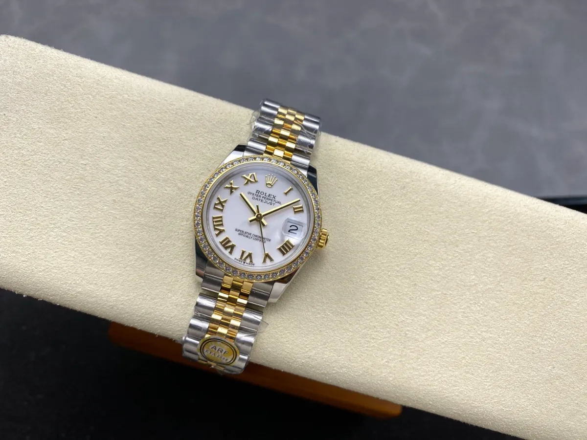 Rolex Datejust 31 Weighted (Silver Sunburst Dial) Ref. 278274 - 1:1 Super Clone Detail View 8