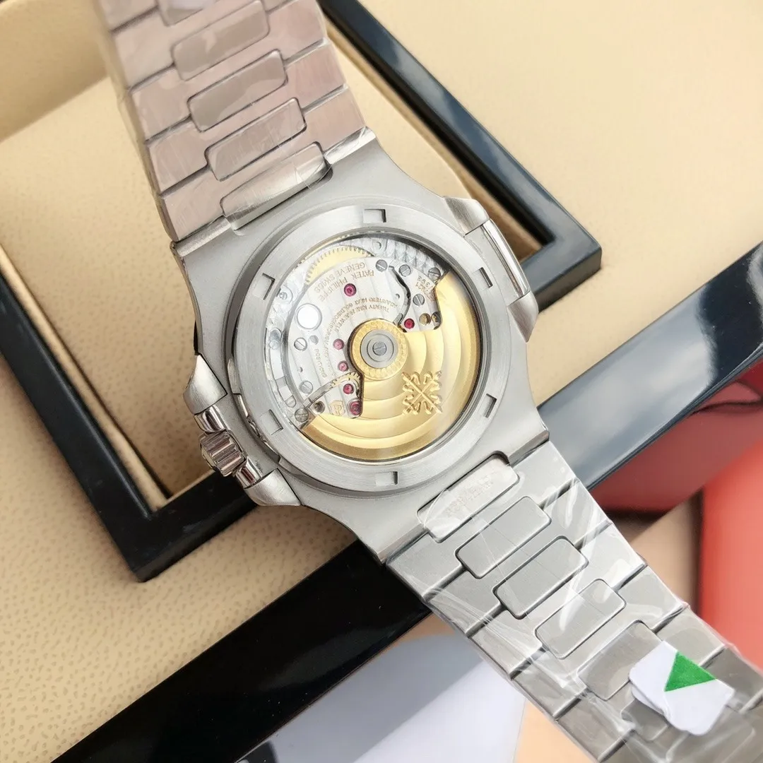 Patek Philippe Nautilus 5711/1A Taiwan Ultimate 40mm (Blue Dial) Ref. 5711/1A-010 - 1:1 Super Clone Detail View 7